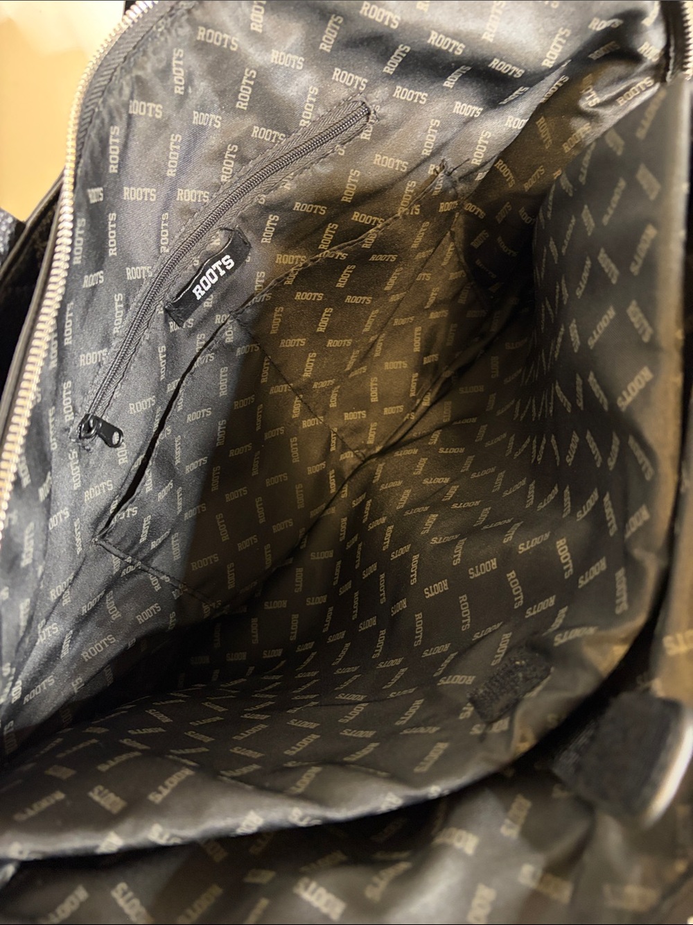 ROOTS Black Laptop Briefcase Satchel Bag Vegan Pebbled Leather Tote - Picture 11 of 16
